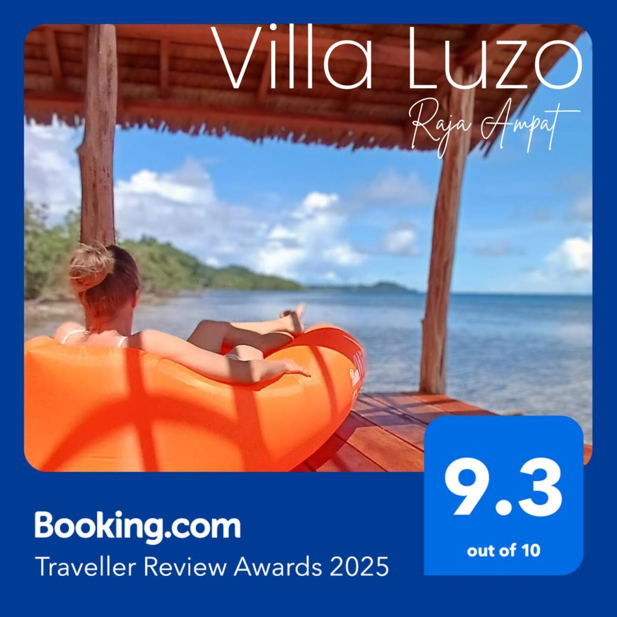 Villa Luzo & Tours Saonek エクステリア 写真